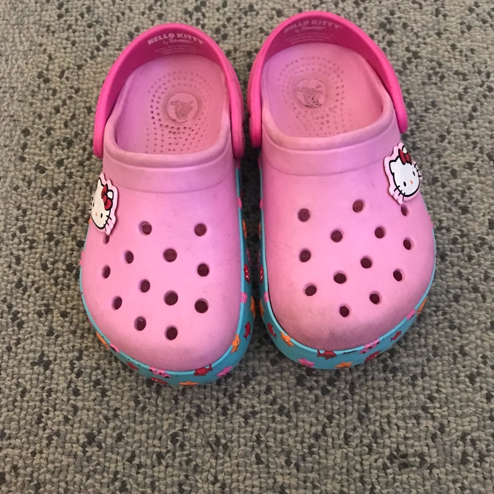 Hello Kitty Crocs Kids' Pink Clog Sandals